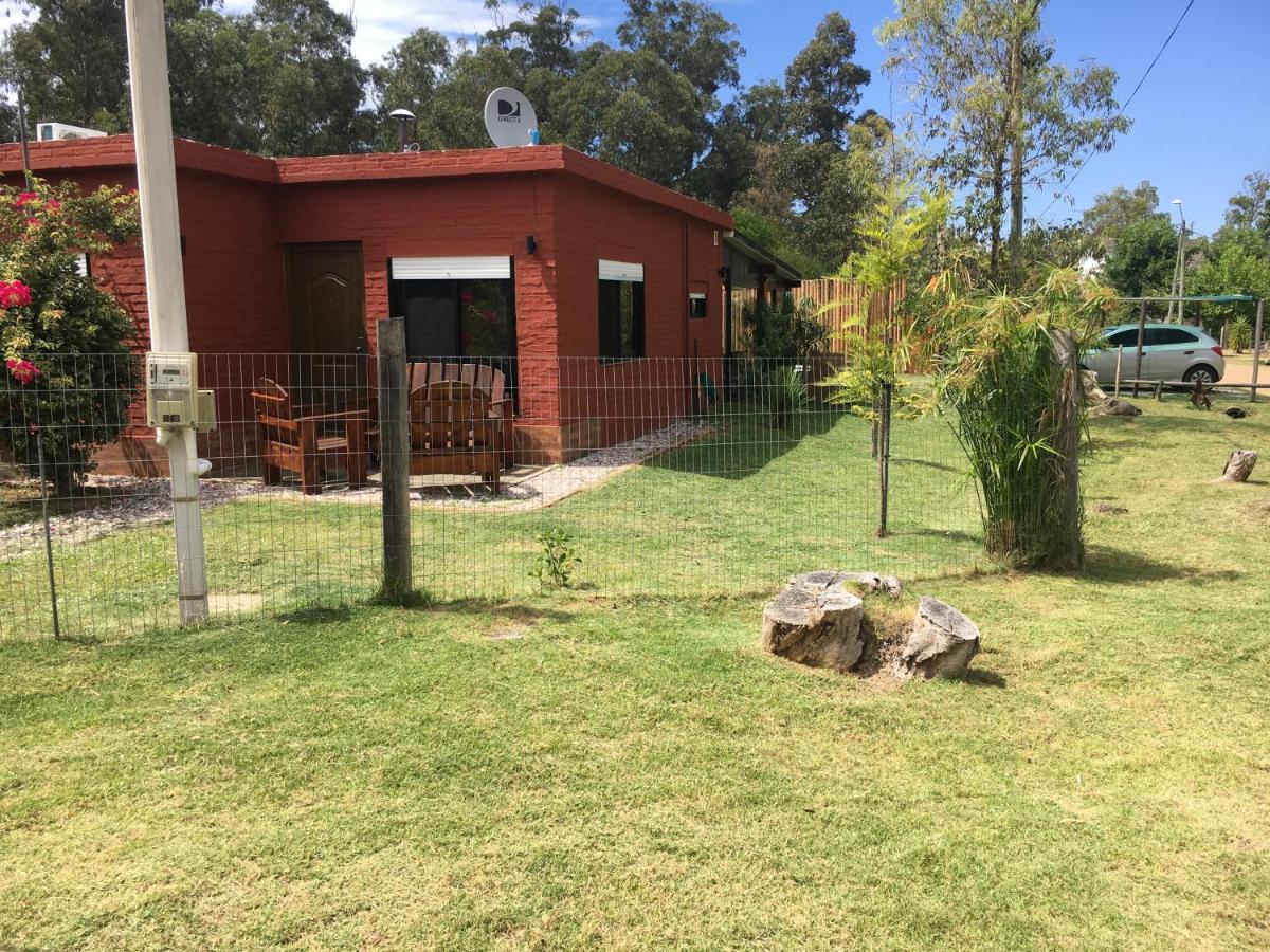 Hermosa Casa Con Piscina Climatizada Entre El Mar Y Las Sierras En Bella Vista - Piriapolis Vila Exterior foto